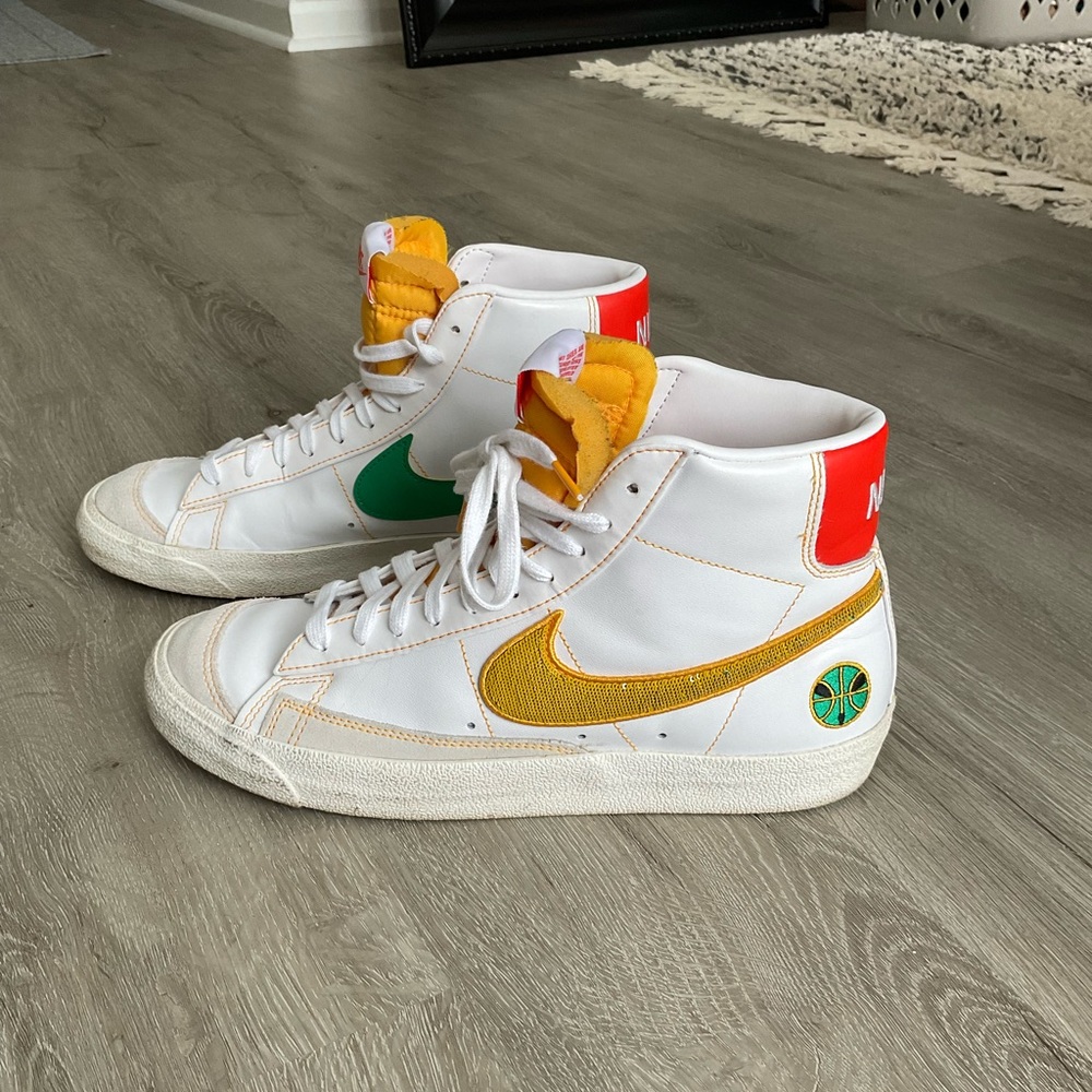Nike Blazer Mid '77 Vintage Raygun Men's Shoe